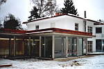 Wohnhaus, Wohnhauserweiterung und Schwimmhalle
